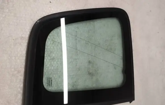 Renault Espace - Grand espace IV Rear side window DOT39AS2M34 43R000929