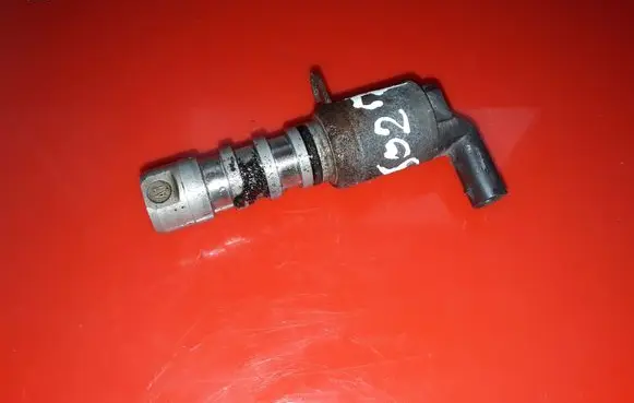 Audi A8 S8 D4 4H Camshaft vanos timing valve 06E257N