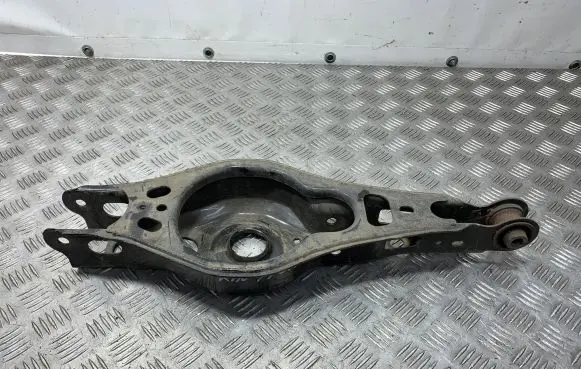 Toyota RAV 4 (XA50) Rear upper control arm/wishbone