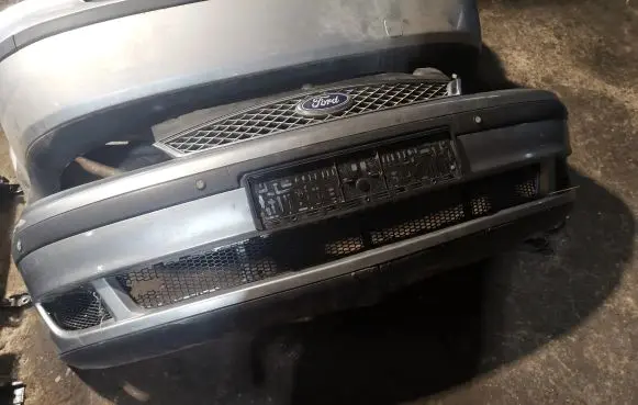 Ford Galaxy Front bumper