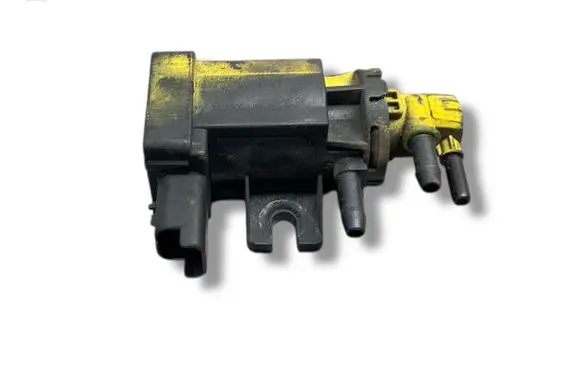 Peugeot 508 Turbo solenoid valve 9674084680 3416305 065121647