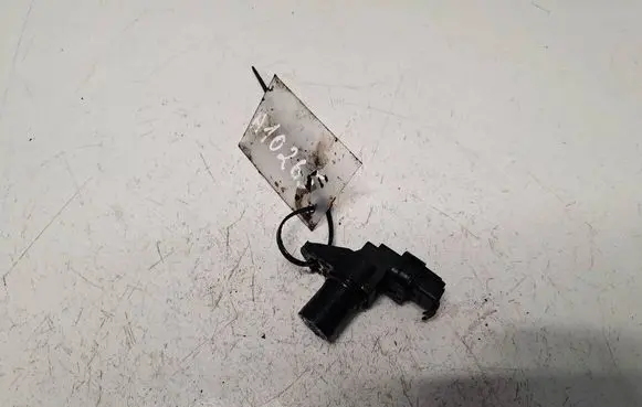 Chrysler 300 - 300C Camshaft position sensor A0051531328