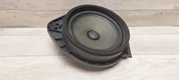 Chevrolet Cruze Front door speaker 