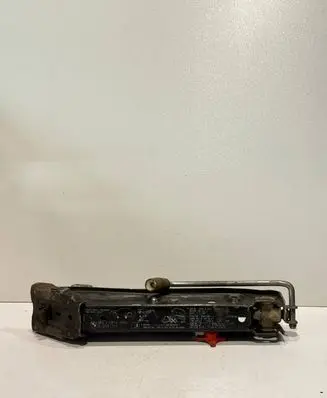 BMW 3 E46 Lift Jack 1094911
