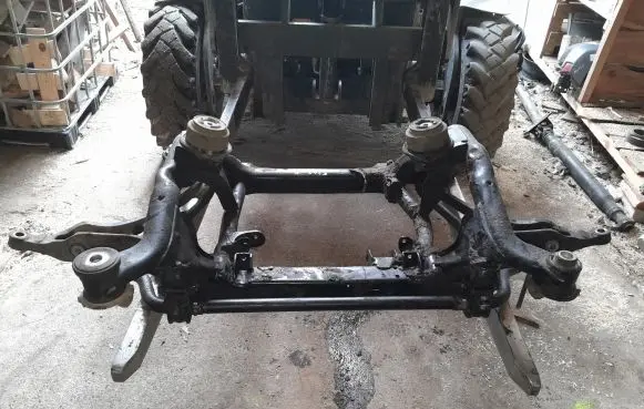 Mercedes-Benz ML W164 Front subframe NOCODE