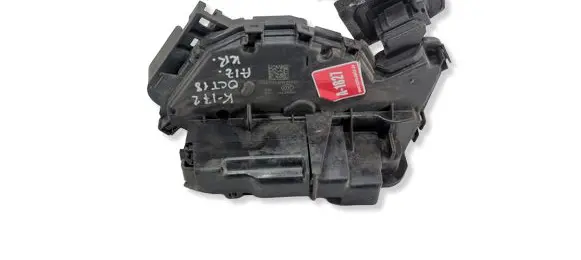Skoda Octavia Mk3 (5E) Rear door lock 5TA839015D