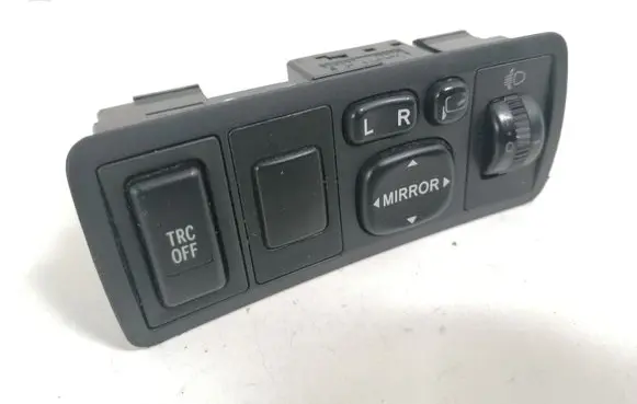 Toyota Avensis T250 Wing mirror switch 8415205051