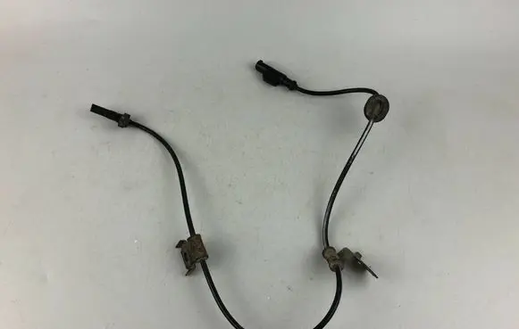 Subaru Outback ABS brake wheel speed sensor 27540AG00