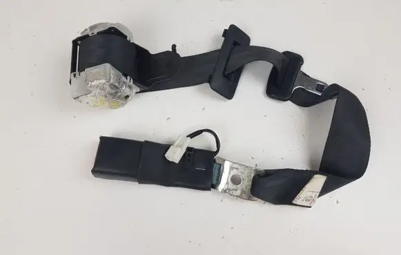 Lexus GS 300 350 430 450H Middle seatbelt (rear) 7E5860 058987