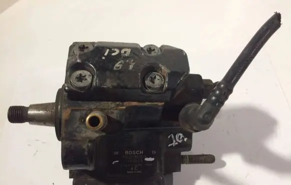 Renault Laguna II Fuel injection high pressure pump 7700111010 0445010018