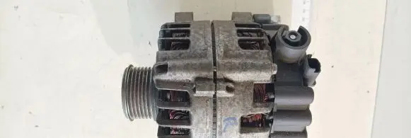 Citroen C6 Generator/alternator 9661544880 2543457A VALEO