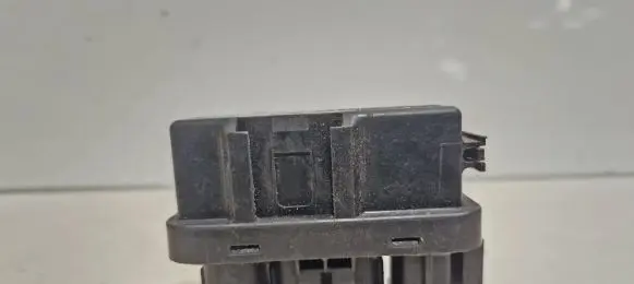 Coolant fan relay