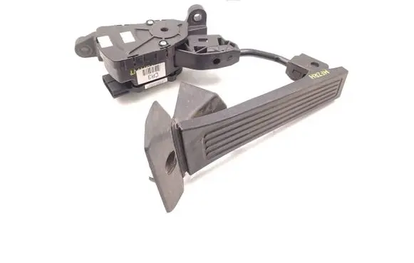 KIA Sportage Accelerator throttle pedal 0305A-2S900