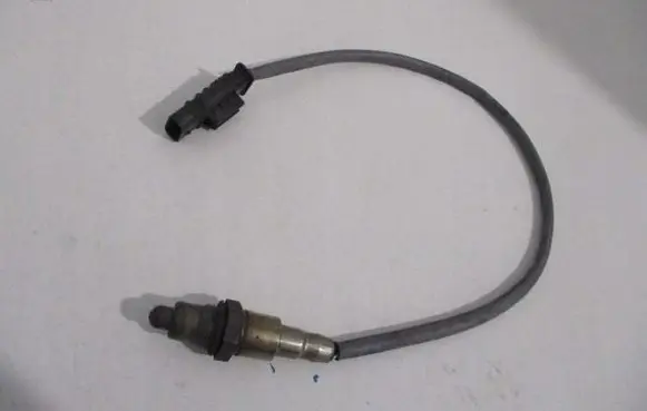 BMW 4 F32 F33 Lambda probe sensor 861129402