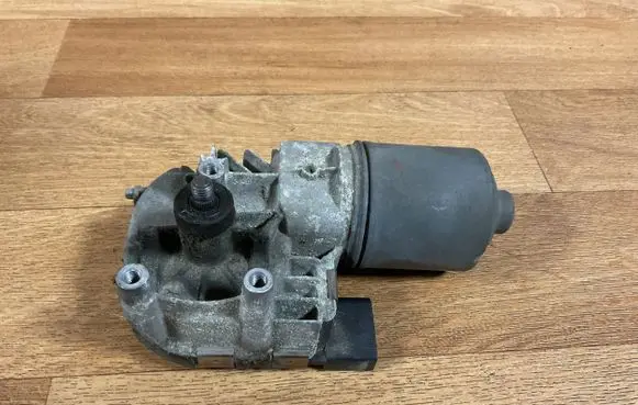 Volvo V50 Wiper motor 0390241688 HW3452 SW0764