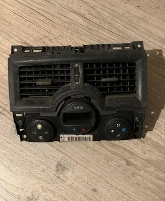 Renault Megane II Climate control unit 69340005 002F8