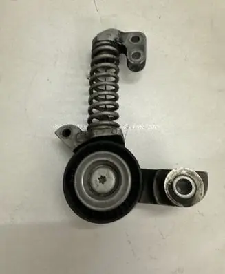 Volvo V40 Alternator belt tensioner 32249370