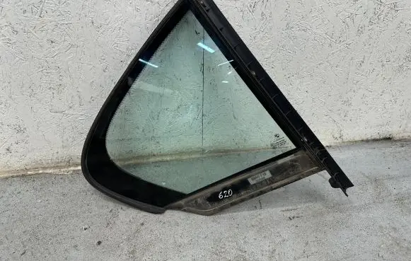 BMW 5 F10 F11 Rear vent window glass 7311246 51357311246