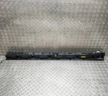 BMW X5 G05 Sill supporting ledge 7440911
