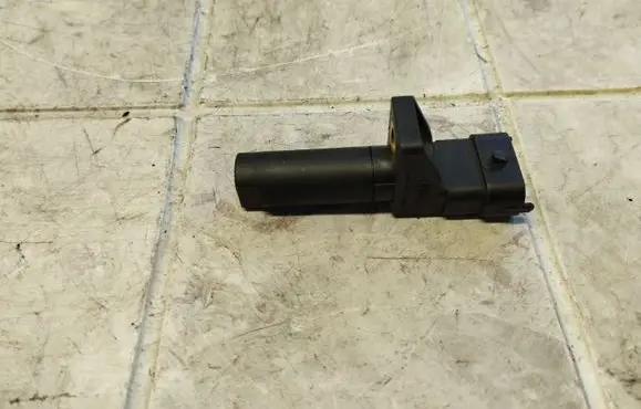Mercedes-Benz S W221 Crankshaft position sensor A0041538728
