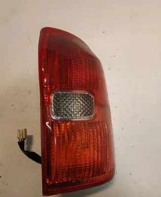 Toyota RAV 4 (XA20) Rear/tail lights