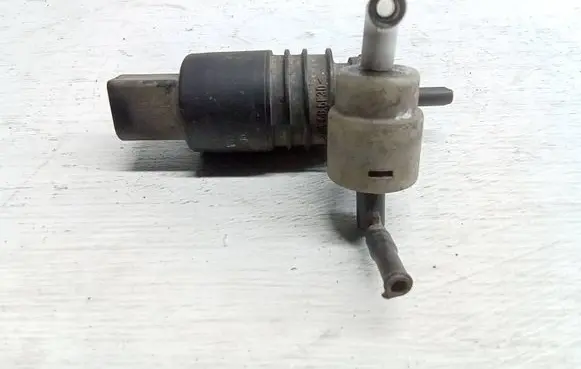 Ford Galaxy Windscreen/windshield washer pump