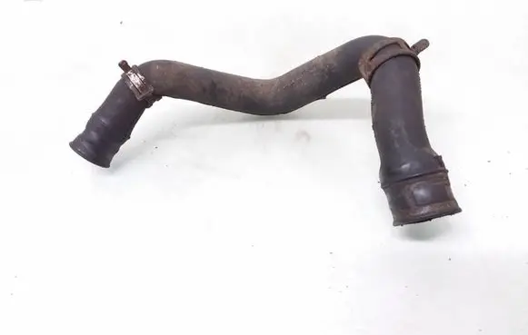Ford Focus Breather hose/pipe XS4Q6A804BA