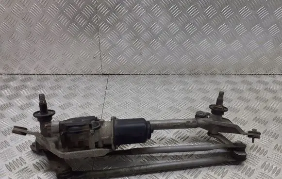 Honda FR-V Front wiper linkage 
