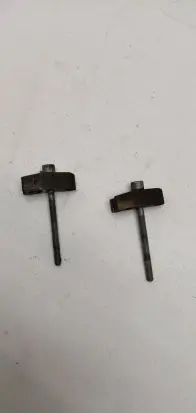 Jeep Grand Cherokee (WK) Fuel Injector clamp holder
