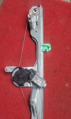 Renault Modus Front door window regulator with motor 118241