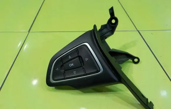 Ford Focus Other switches/knobs/shifts F1ET14K147BB 15AB32