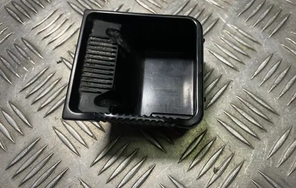 Volkswagen Golf IV Car ashtray 1J0857311A