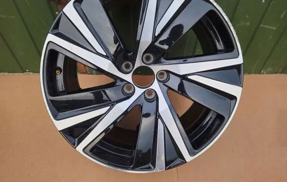 Volvo S90, V90 R18 forged rim 5X108