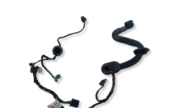 Mercedes-Benz C W204 Rear door wiring loom A2044401705
