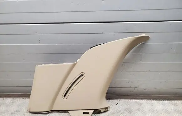 Mercedes-Benz GL X166 (D)pillar trim (top) A1666904125