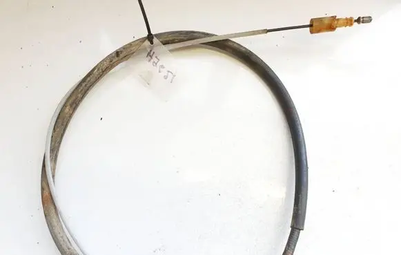 Handbrake/parking brake wiring cable