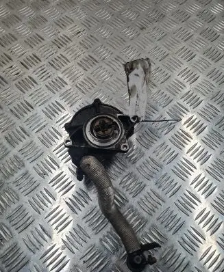 Audi A4 S4 B6 8E 8H Vacuum pump