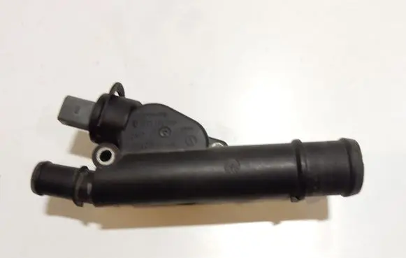 Audi A6 S6 C6 4F Engine coolant pipe/hose 038121132G 52255