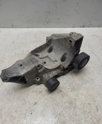 BMW 3 E90 E91 A/C compressor mount bracket 1116780263902