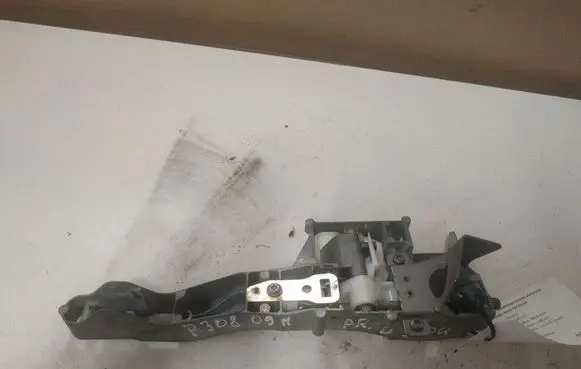 Peugeot 308 Front door coupe exterior handle/bracket