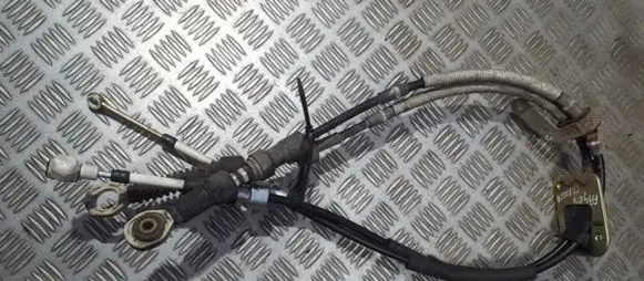 Toyota Corolla Verso E121 Gear shift cable linkage 13010