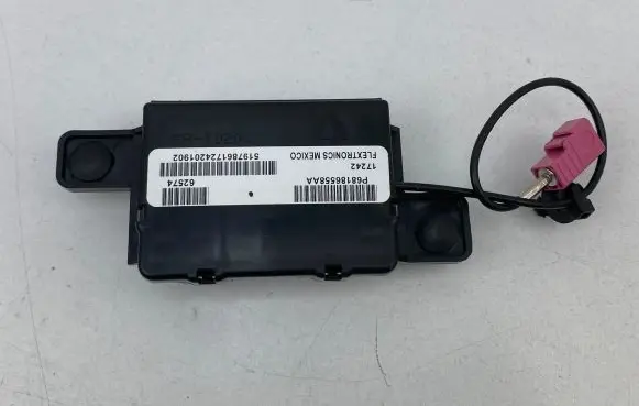 Chrysler Pacifica Antenna control unit P68186558AA
