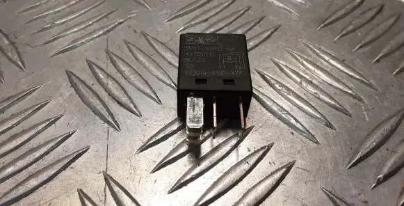 Land Rover Range Rover Sport L494 Other relay 5M5T14B192BA