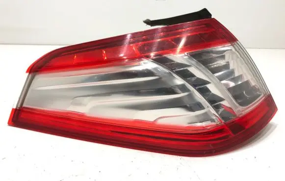 Peugeot 508 Rear/tail lights 9686779580