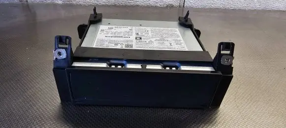 Volkswagen Golf VIII Navigation unit CD/DVD player 5H0035816P