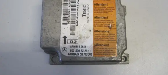 Mercedes-Benz E W210 Airbag control unit/module 0028203226