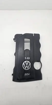 Volkswagen PASSAT B5 Engine cover (trim) 058103724F