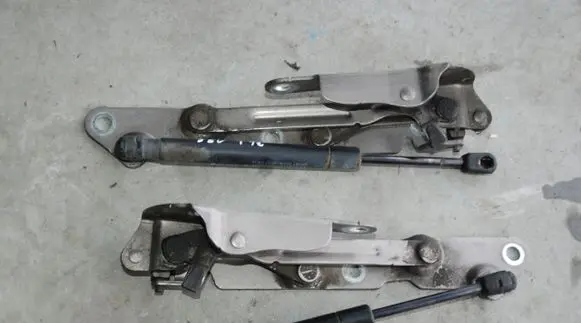 Volvo S80 Tailgate/trunk/boot hinge 185KM