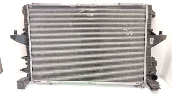 Volkswagen Transporter - Caravelle T5 Coolant radiator
