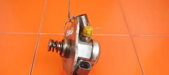 Honda Insight Fuel injection high pressure pump 0261520041 N43B16A